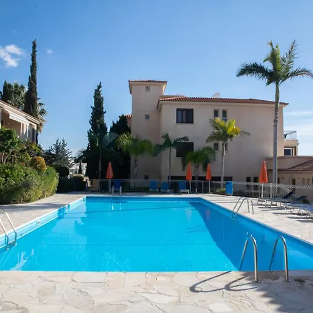 Apartment Thalia's In Chorio *