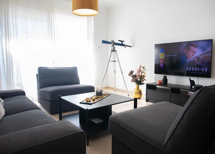 Thalia's In Chorio * Tala